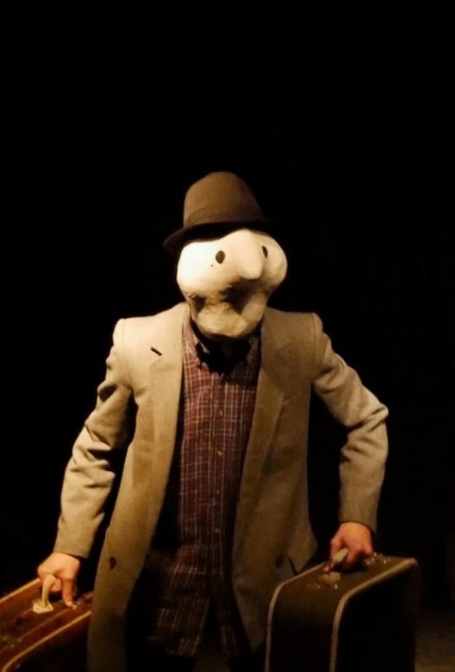 Sculpting the Body; a Theatre of Physicality