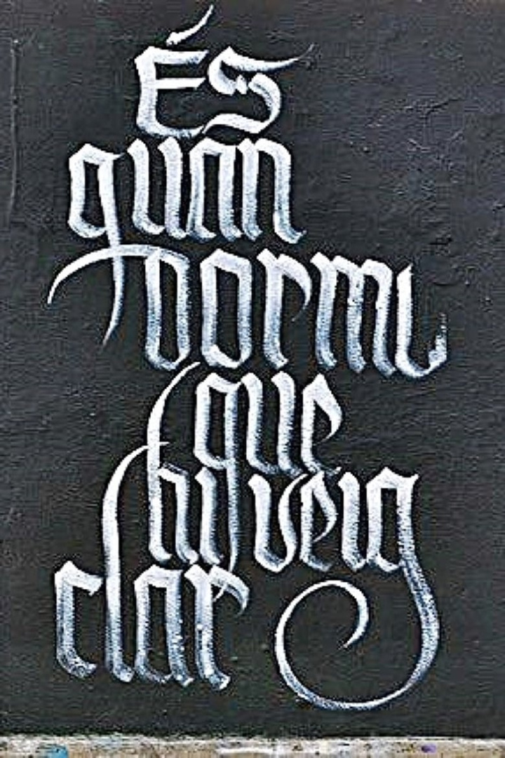 És quan dormo que hi veig clar i gruppen Alla filmer hos Mohamad shop (472941)