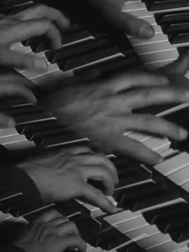 Und Nelson spielt i gruppen Alla filmer hos Mohamad shop (476824)