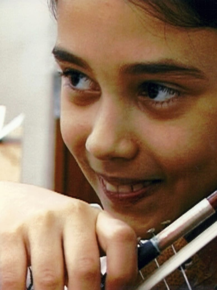 Mit der Musik groß werden i gruppen Alla filmer hos Mohamad shop (481734)