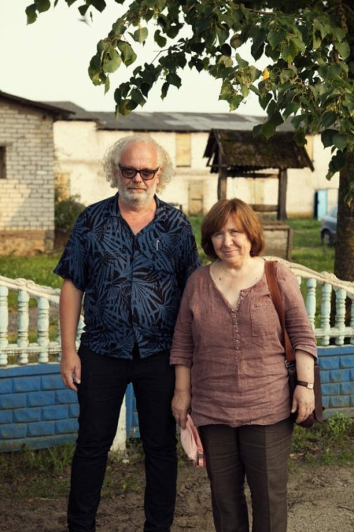 Den värsta lögnen är den dokumentära i gruppen Alla filmer hos Mohamad shop (482139)