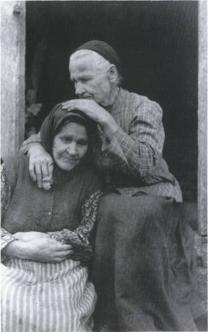 Karjalaisen kulttuurin säilyminen i gruppen Alla filmer hos Mohamad shop (482878)