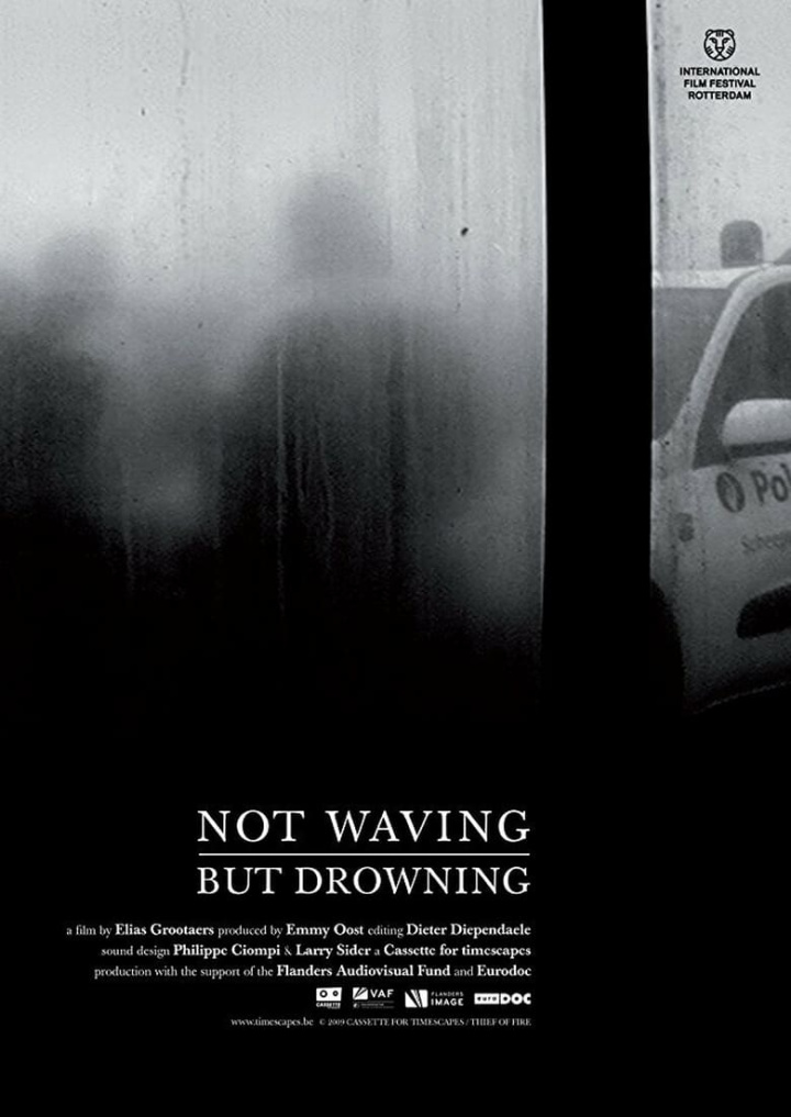 Not Waving, But Drowning i gruppen Alla filmer hos Mohamad shop (485412)