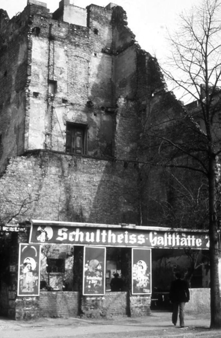 Dschungel Berlin 1978 i gruppen Alla filmer hos Mohamad shop (488300)