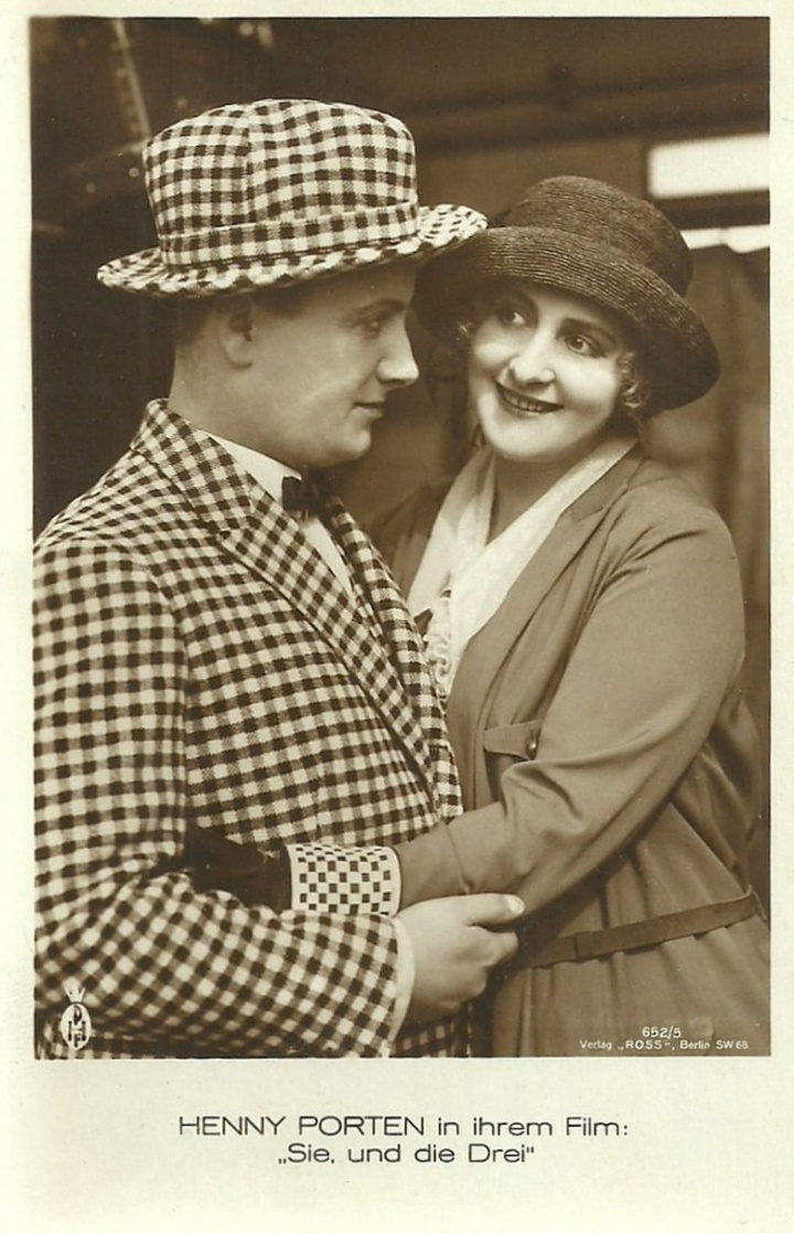 She and the Three i gruppen Alla filmer hos Mohamad shop (489236)