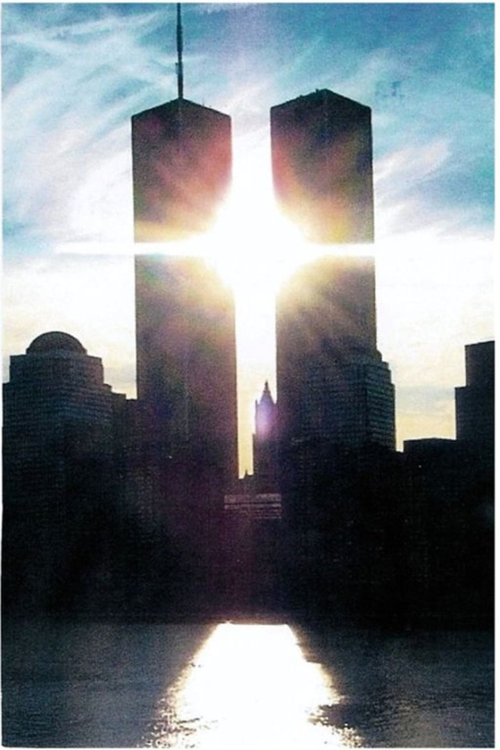 9/11 A Tale of Two Towers i gruppen Alla filmer hos Mohamad shop (495947)