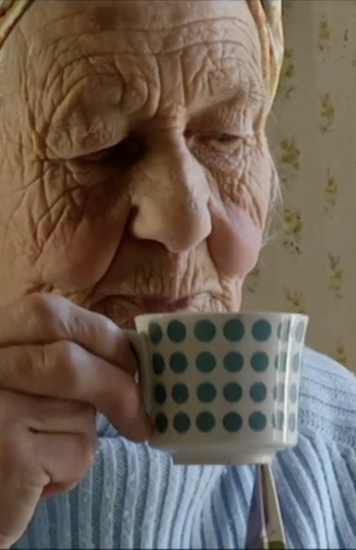 Dora på Lammholm i gruppen Alla filmer hos Mohamad shop (496803)