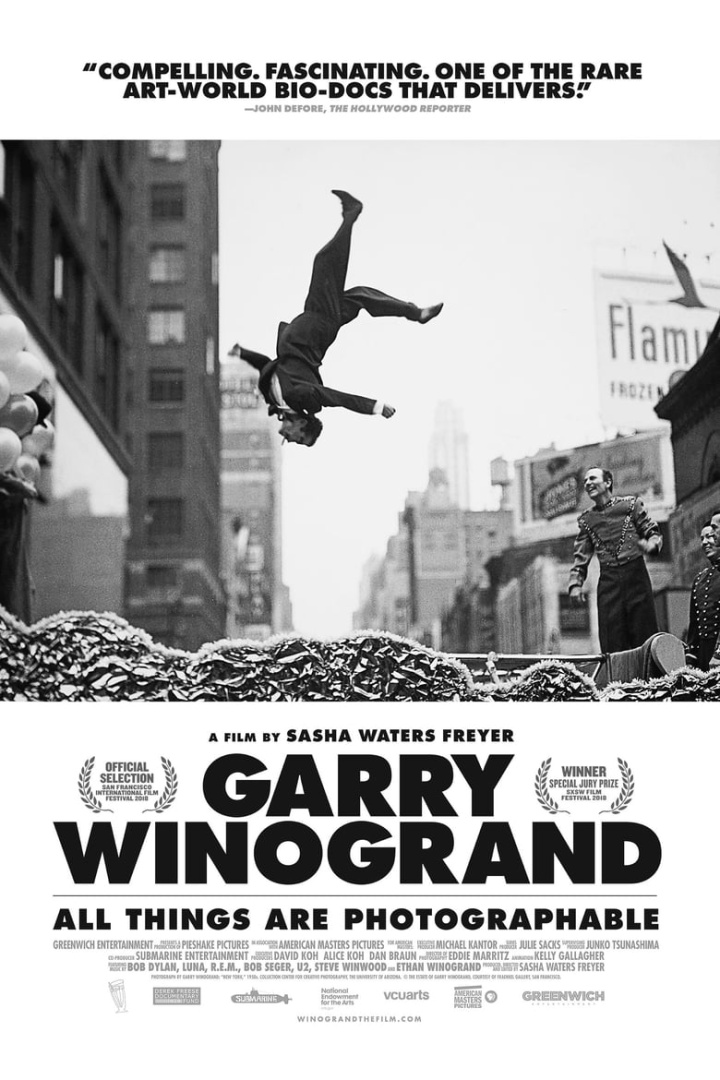 Garry Winogrand: All Things Are Photographable i gruppen Alla filmer hos Mohamad shop (502129)