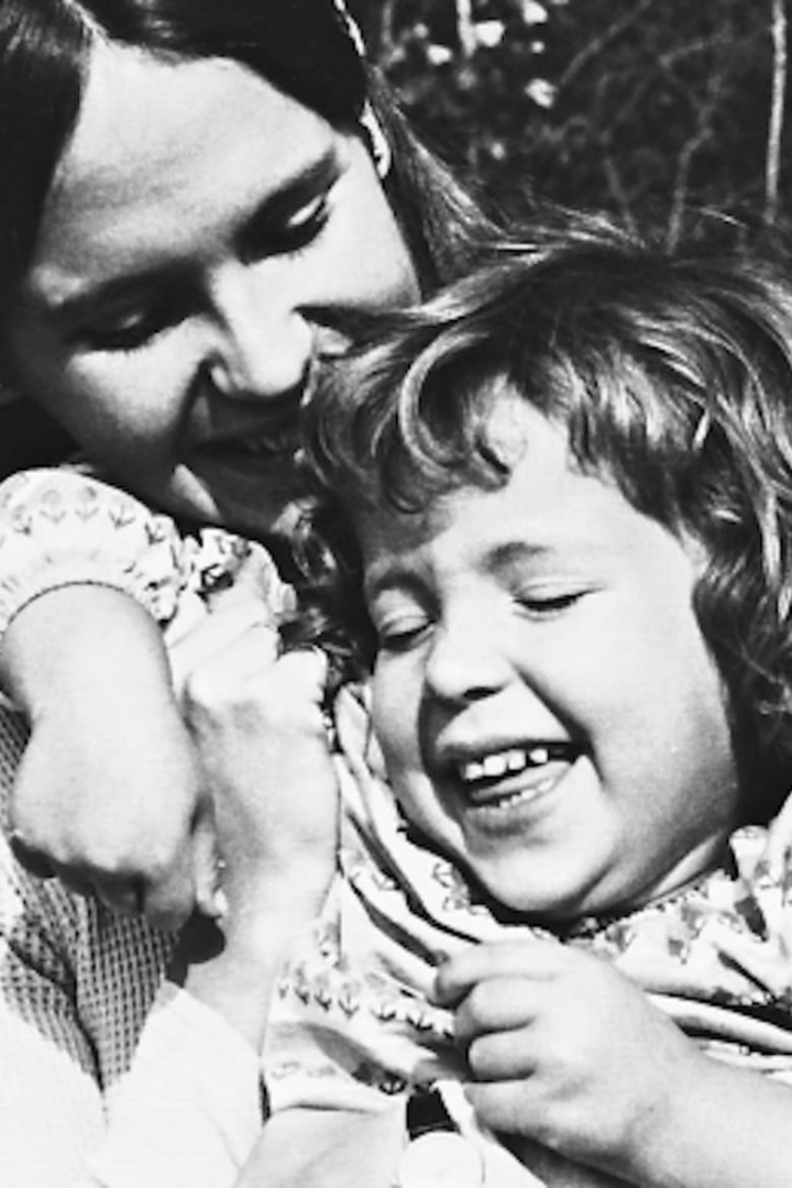 Chris and Bernie i gruppen Alla filmer hos Mohamad shop (503111)