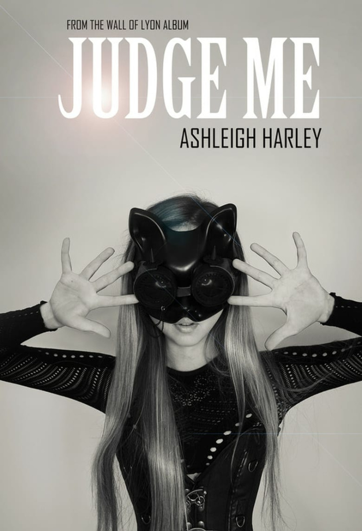 JUDGE ME i gruppen Alla filmer hos Mohamad shop (512806)