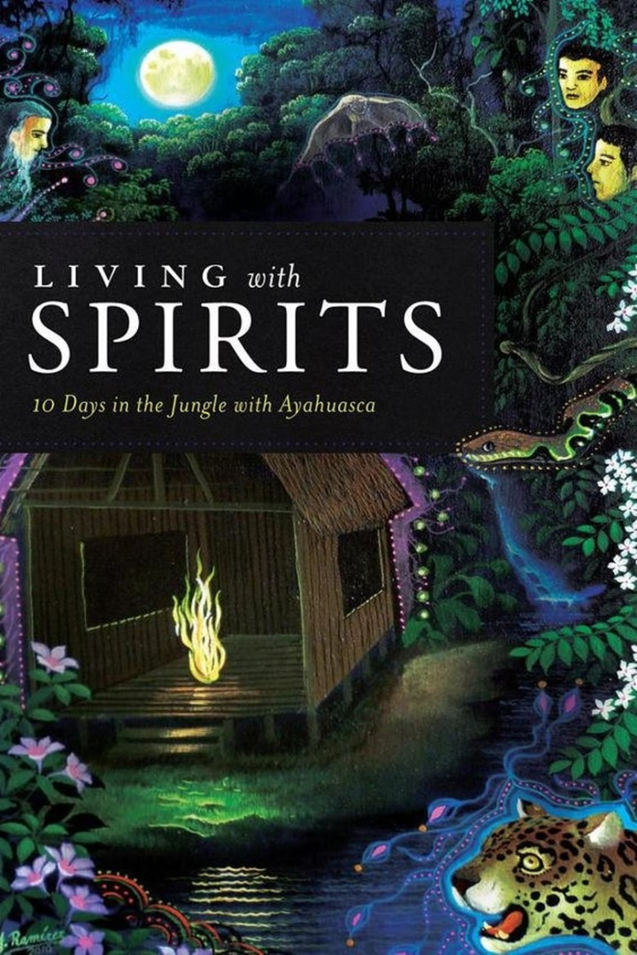 Living with Spirits: 10 Days in the Jungle with Ayahuasca i gruppen Alla filmer hos Mohamad shop (515450)