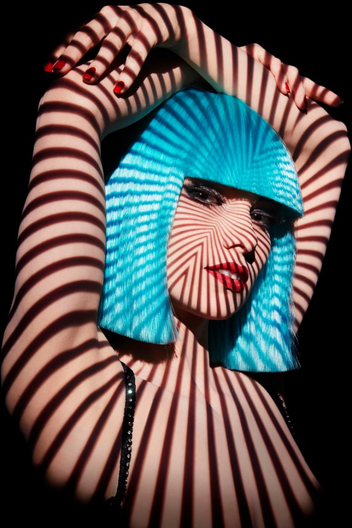 Totally Crazy i gruppen Alla filmer hos Mohamad shop (521045)