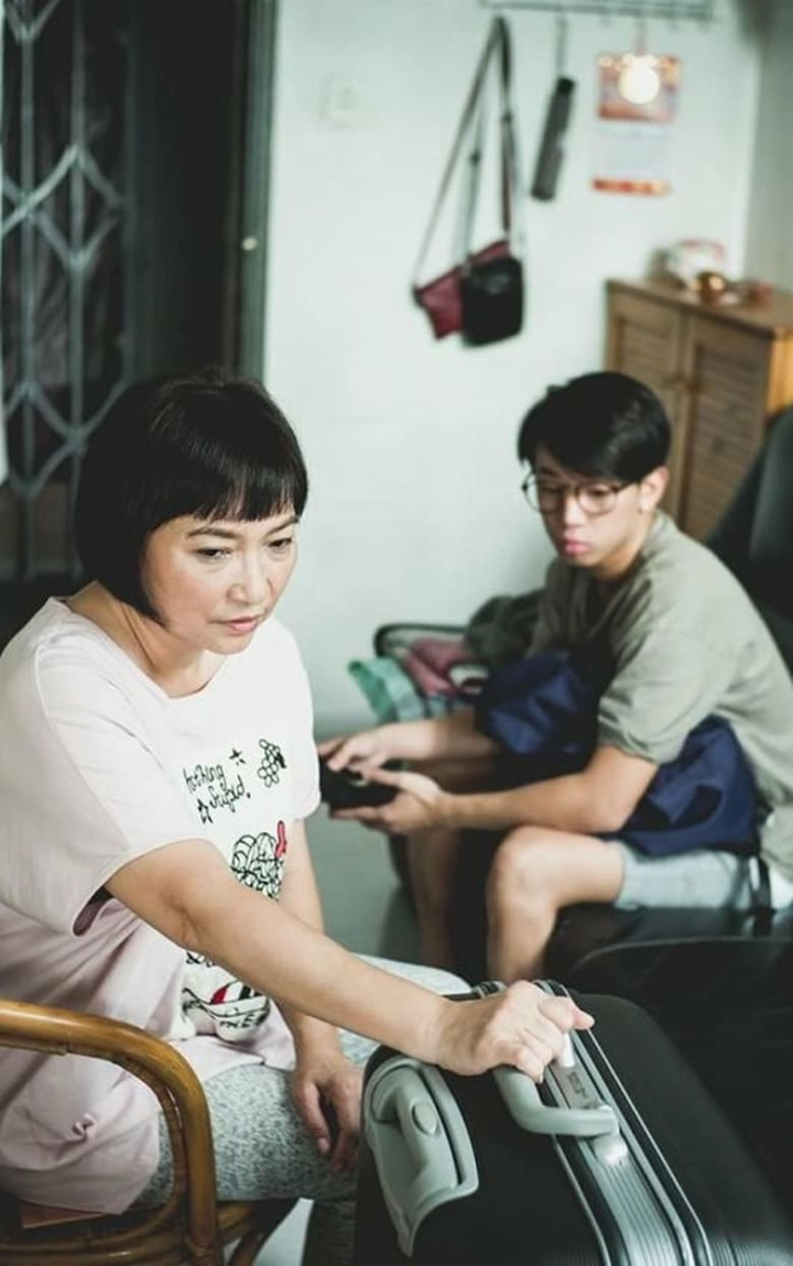 Bright Spring Days i gruppen Drama hos Mohamad shop (530431)