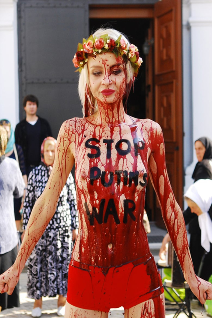 FEMEN: Exposed i gruppen Alla filmer hos Mohamad shop (542633)