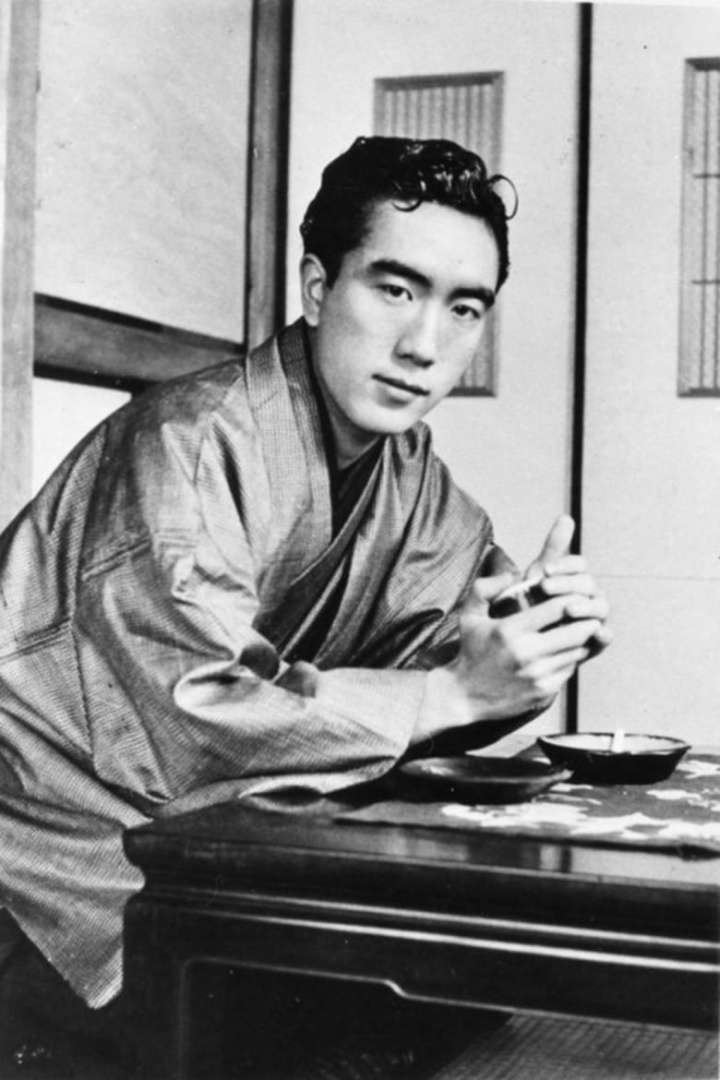 Junpaku no yoru i gruppen Alla filmer / Drama hos Mohamad shop (545057)