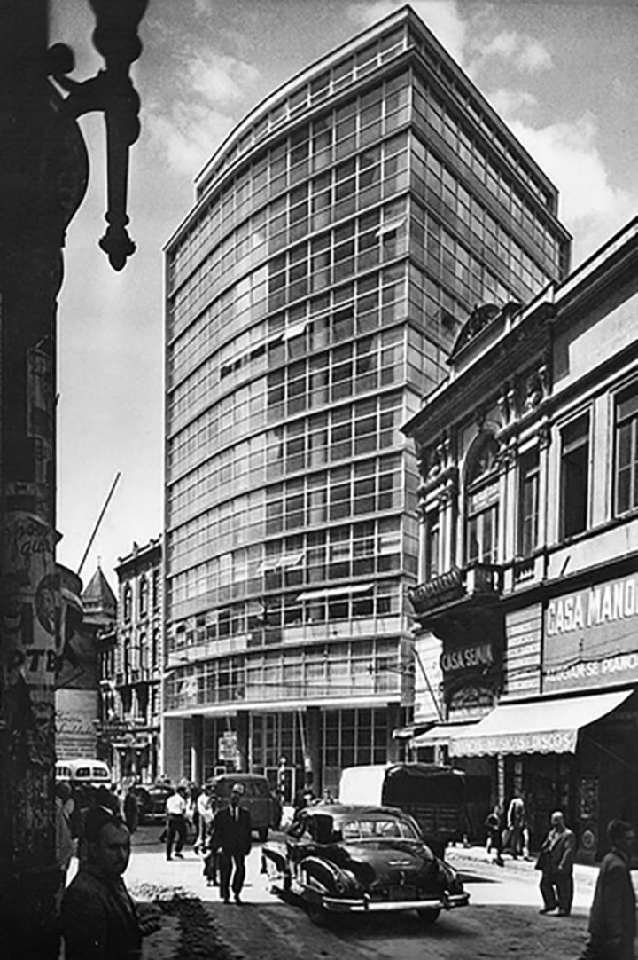 São Paulo: The Fastest Growing City in the World i gruppen Alla filmer / Documentary hos Mohamad shop (549811)