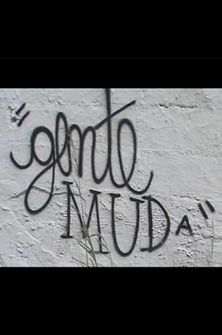 Gente Muda from Wall to Wall i gruppen Alla filmer / Documentary hos Mohamad shop (549842)