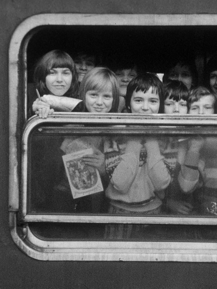 Ostbahnhof i gruppen Alla filmer / Documentary hos Mohamad shop (561533)