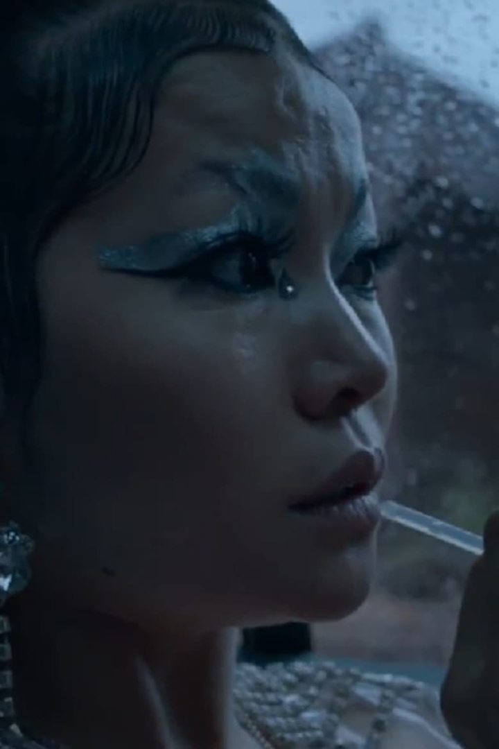 Stepney i gruppen Alla filmer / Thriller hos Mohamad shop (562236)