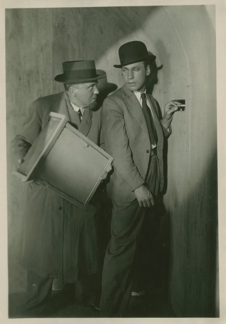 Tystnadens hus i gruppen Alla filmer / Drama hos Mohamad shop (562896)