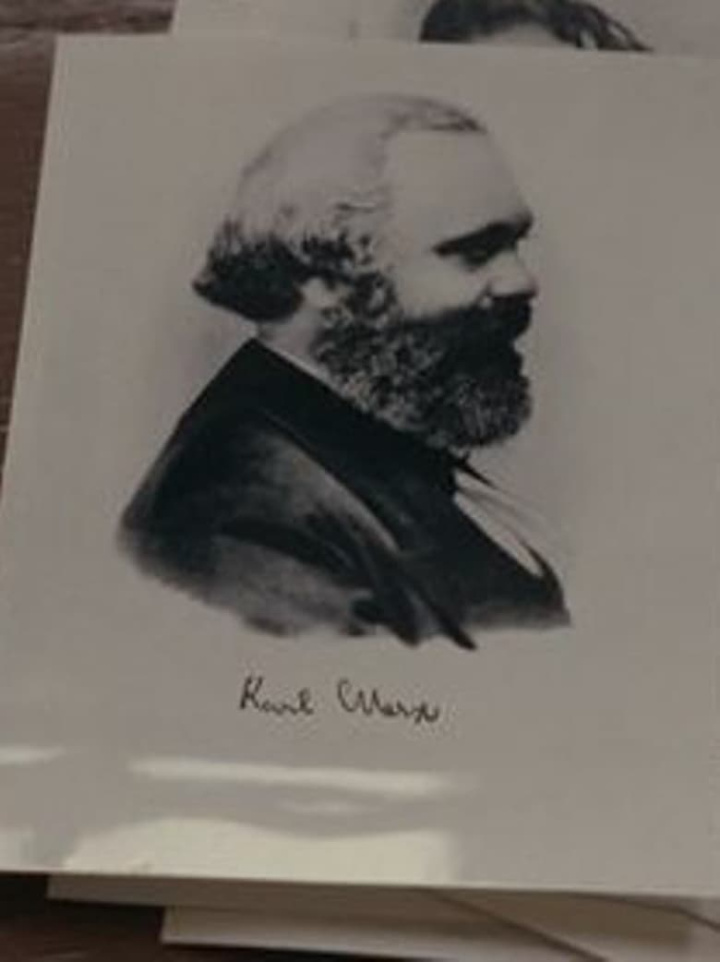 Marx Family i gruppen Alla filmer / Documentary hos Mohamad shop (565695)