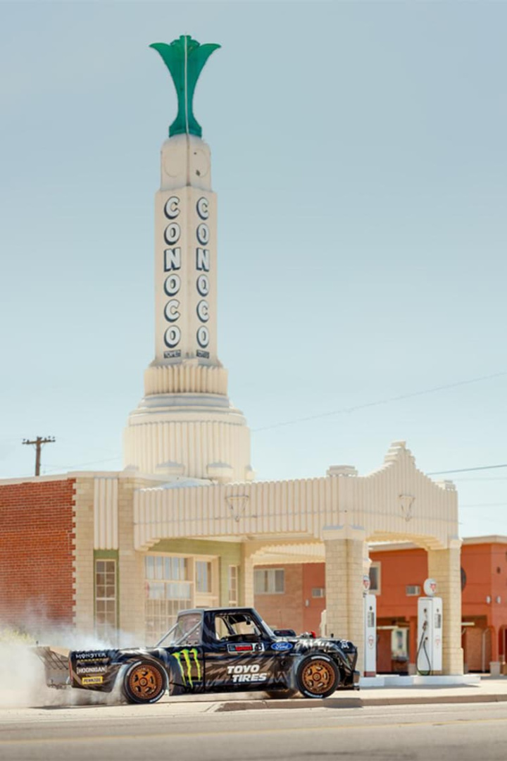 Ken Block\'s GYMKHANA TEN: Ultimate Tire Slaying Tour i gruppen Alla filmer / Action hos Mohamad shop (567809)