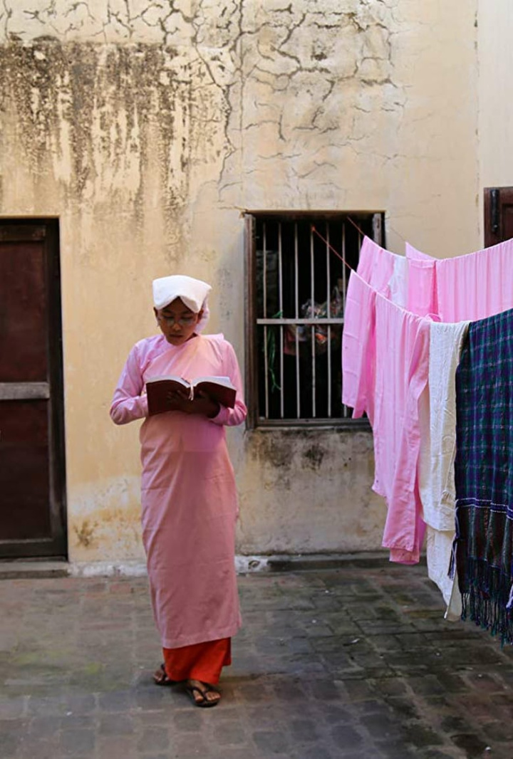 A Thousand Mothers i gruppen Alla filmer hos Mohamad shop (573182)