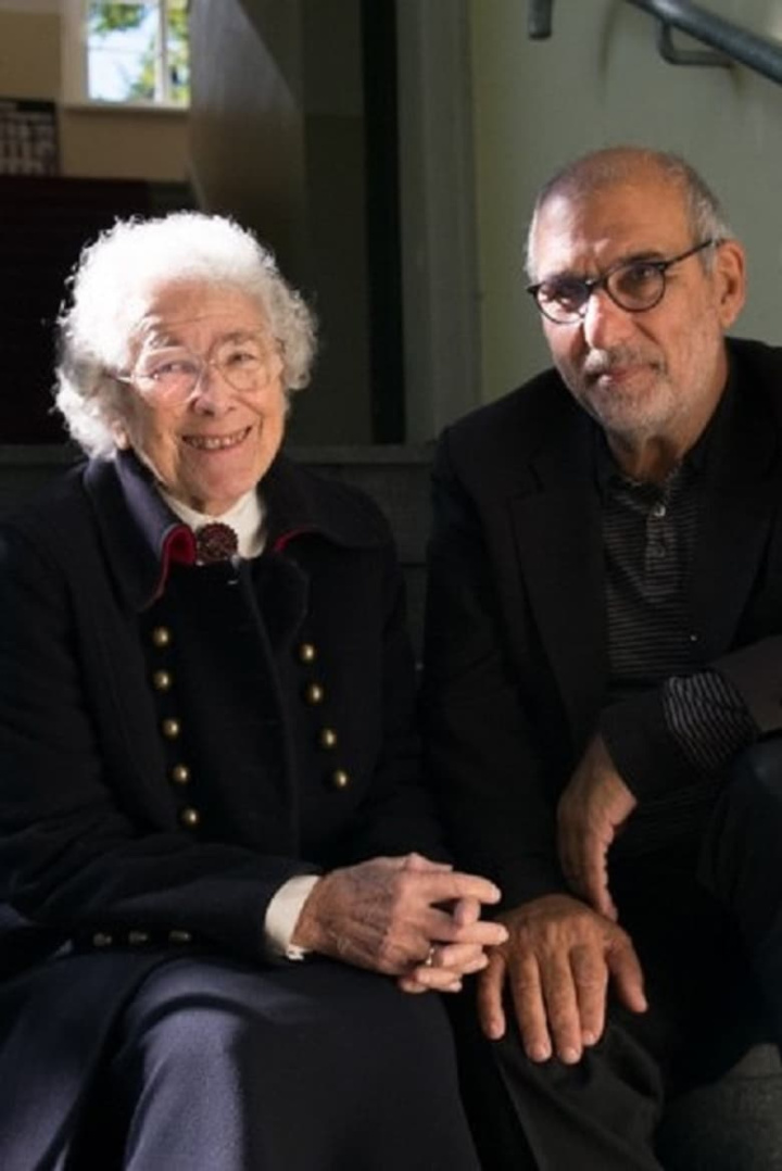 Hitler, the Tiger and Me i gruppen Alla filmer / Documentary hos Mohamad shop (574803)