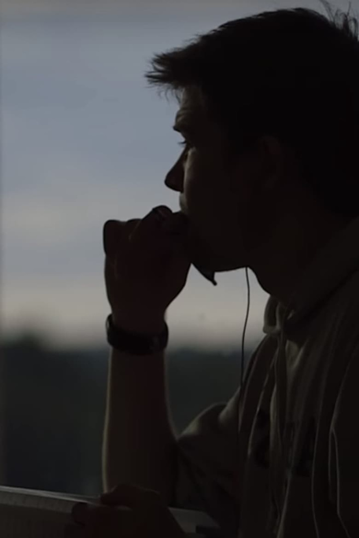 The Narrator i gruppen Drama hos Mohamad shop (577728)