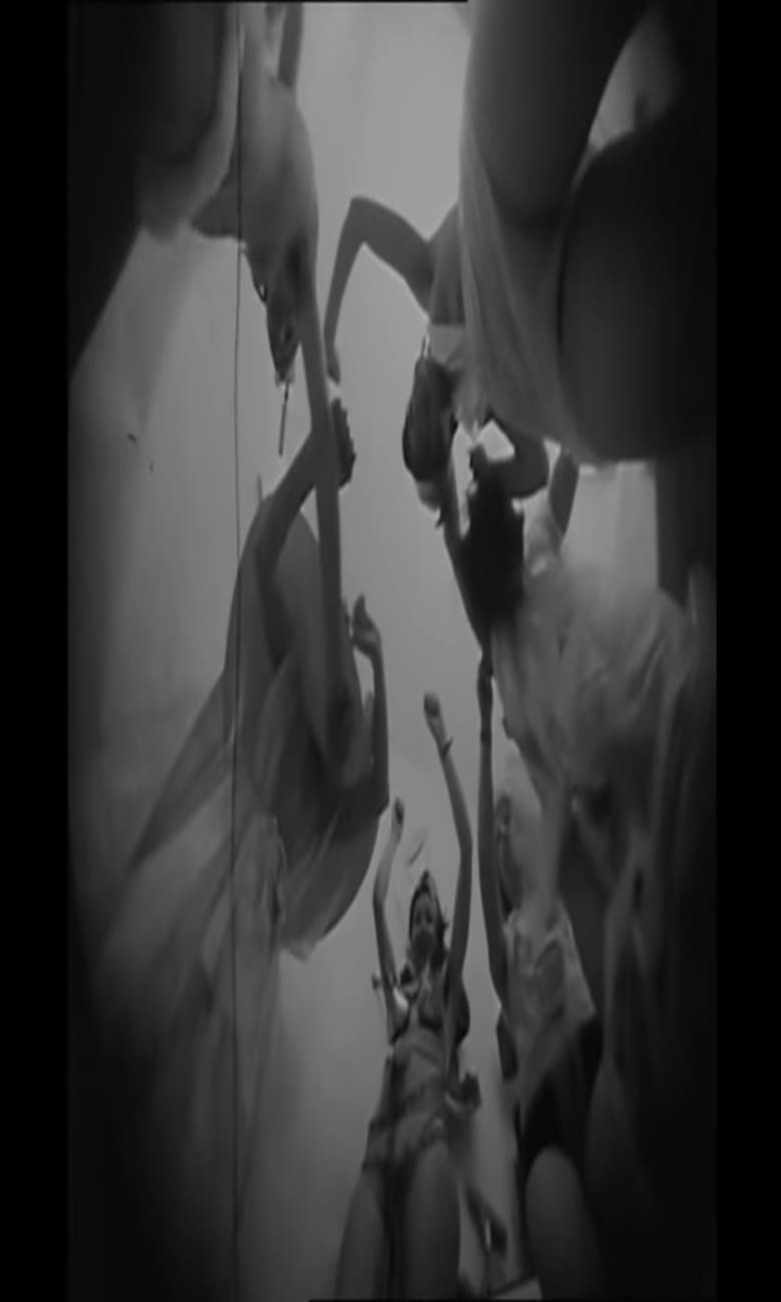 Saturnus i gruppen Alla filmer / Science Fiction hos Mohamad shop (580609)