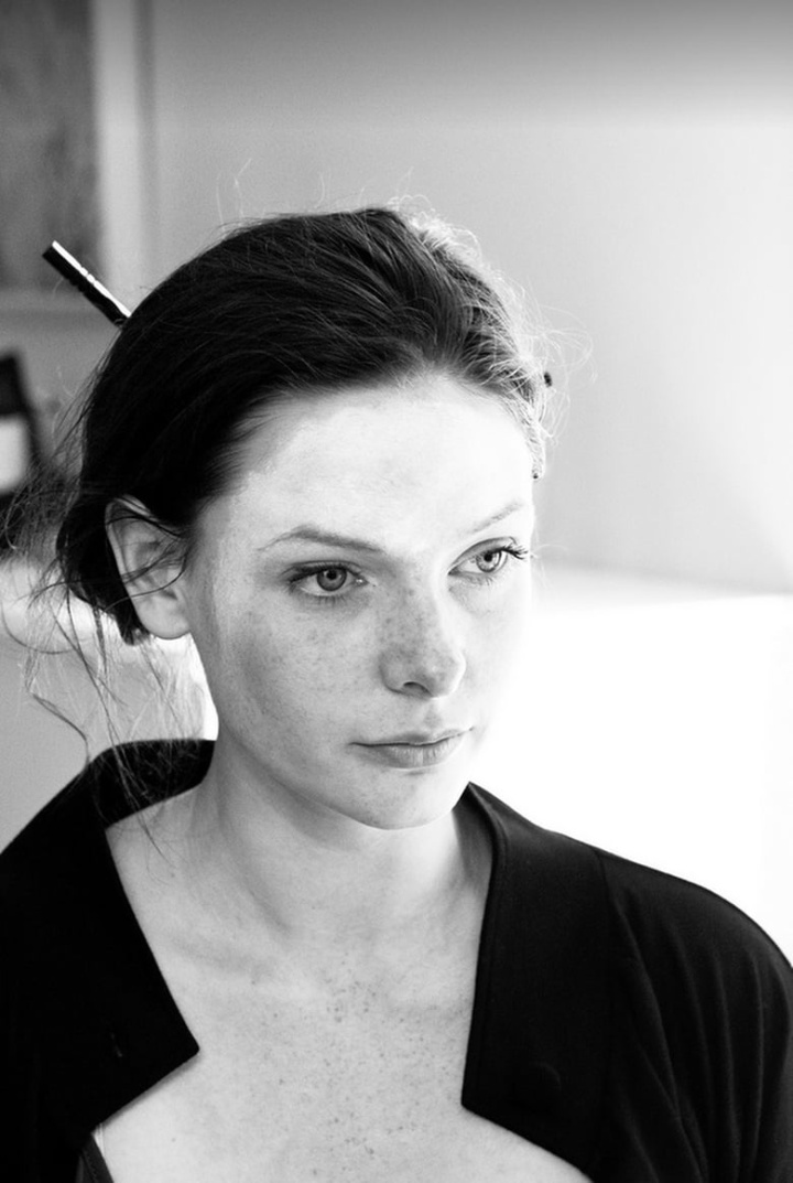 Irresistible i gruppen Alla filmer / Drama hos Mohamad shop (583312)