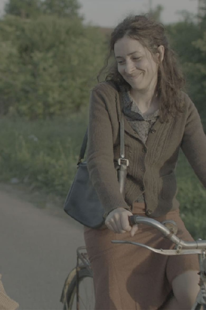 Like a Bird i gruppen Drama hos Mohamad shop (588814)