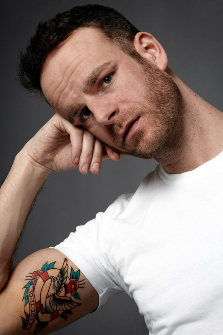 Henry van Loon: Onze Henry i gruppen Alla filmer / Comedy hos Mohamad shop (590937)