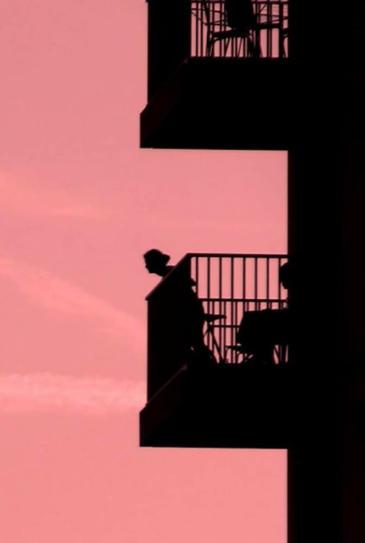 Here East i gruppen Alla filmer hos Mohamad shop (591033)