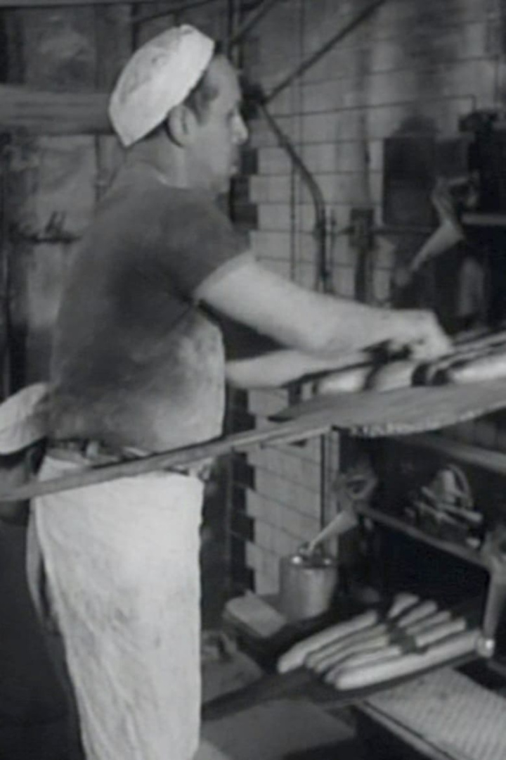 Paris mange son pain i gruppen Alla filmer / Documentary hos Mohamad shop (591839)