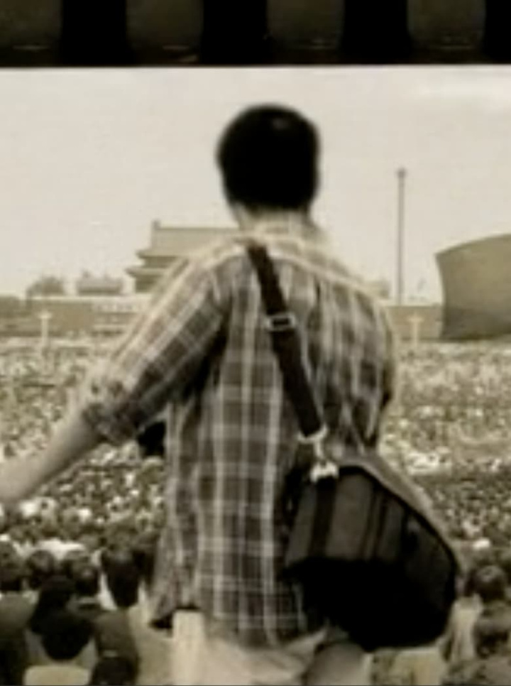 Floating Memory i gruppen Alla filmer hos Mohamad shop (595694)