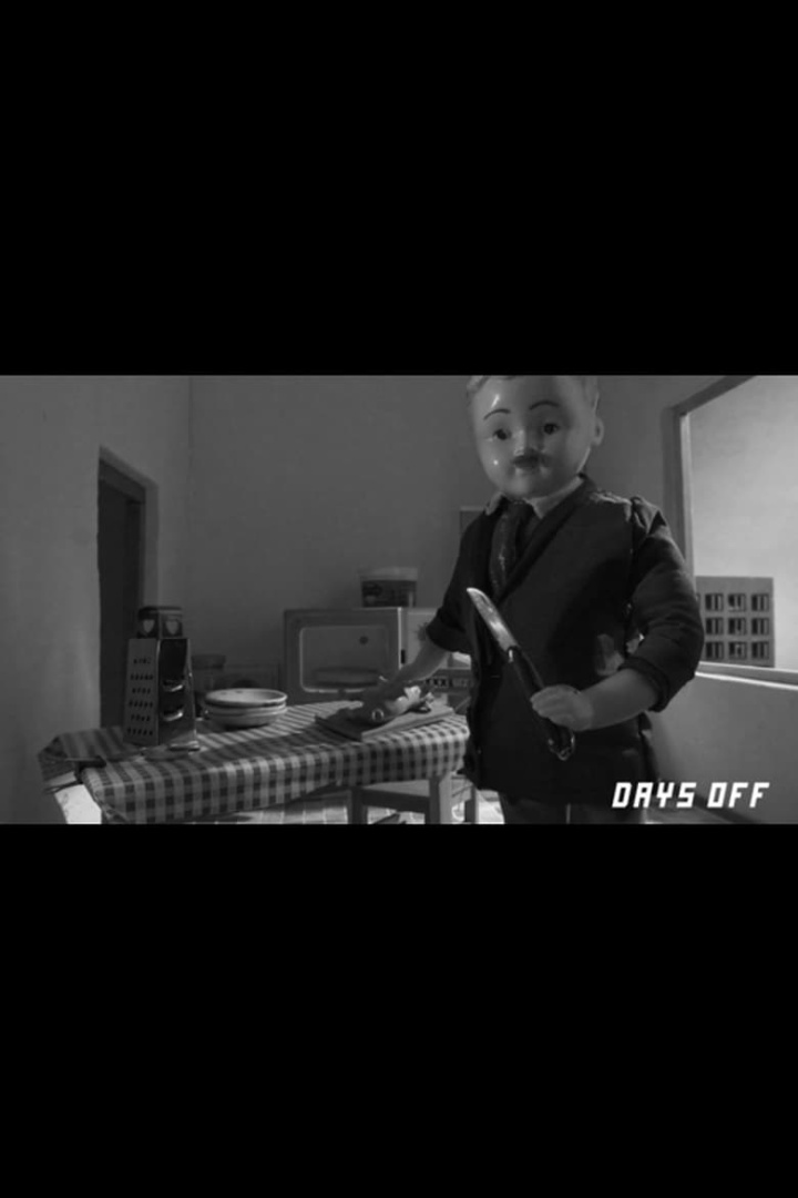 Days Off i gruppen Alla filmer / Drama hos Mohamad shop (602676)