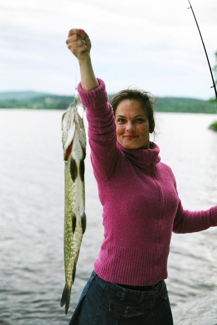 Susanne Goes Single i gruppen Alla filmer / Comedy hos Mohamad shop (610241)