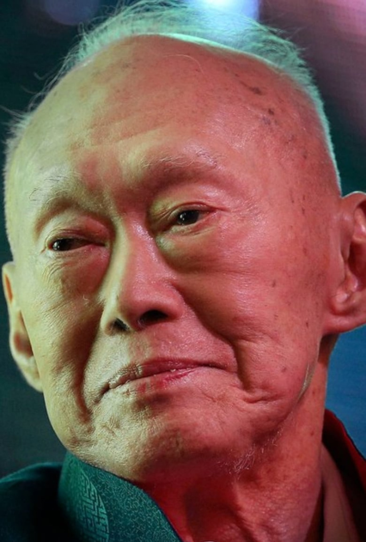 Time nor Tide: Remembering Lee Kuan Yew i gruppen Alla filmer / Documentary hos Mohamad shop (620000)