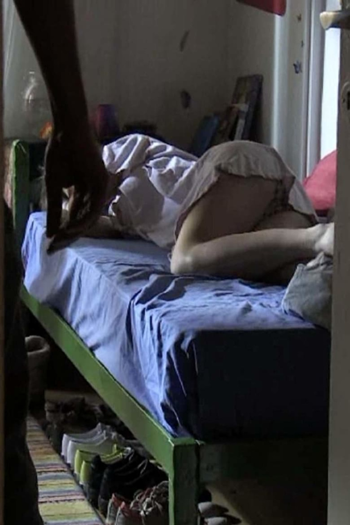 Between the Drops i gruppen Alla filmer / Drama hos Mohamad shop (629912)