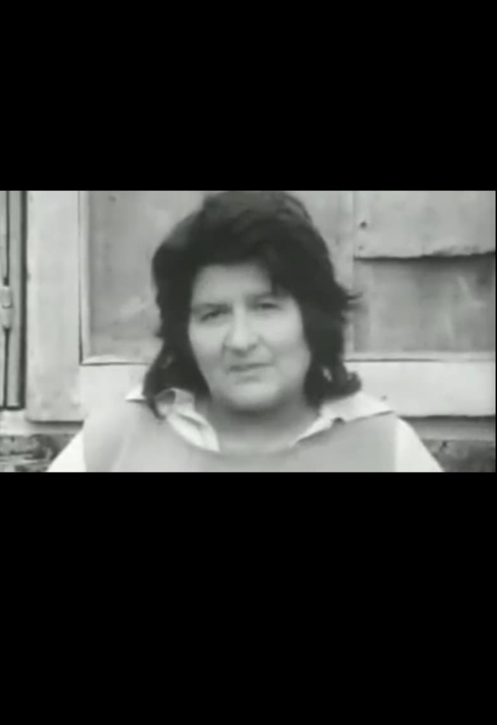 San Perón i gruppen Alla filmer / Documentary hos Mohamad shop (634679)