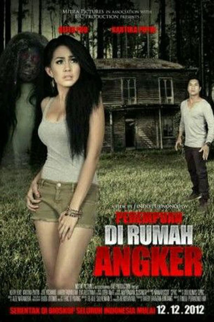 Perempuan di Rumah Angker i gruppen Alla filmer / Horror hos Mohamad shop (636425)