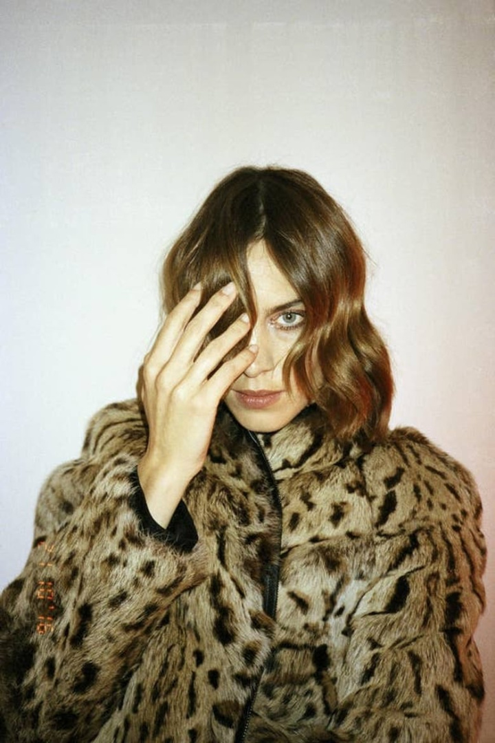 The Future of Fashion with Alexa Chung i gruppen Alla filmer / Documentary hos Mohamad shop (639187)