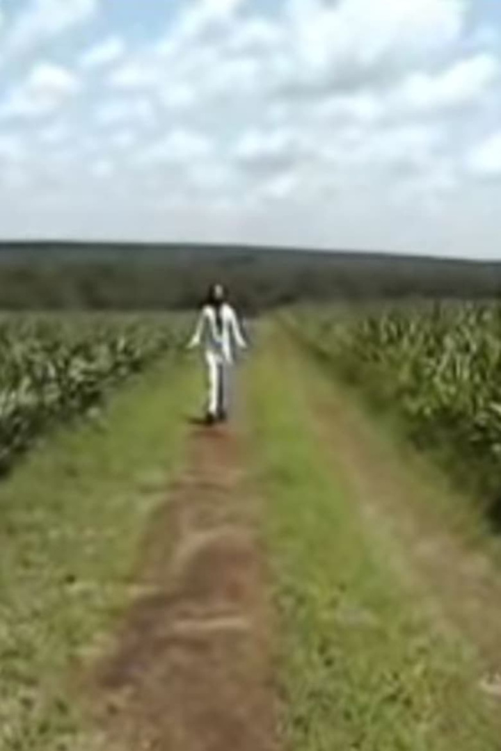 i me you love god i gruppen Alla filmer / Music hos Mohamad shop (652178)