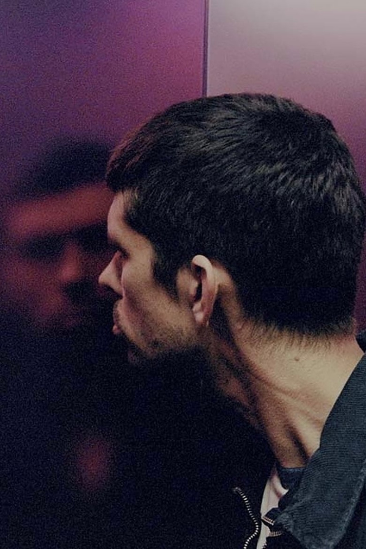 Surge i gruppen Alla filmer hos Mohamad shop (653584)