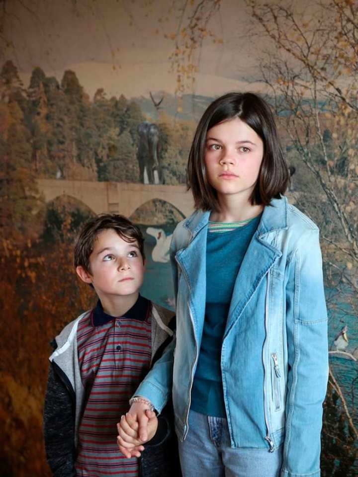 Ein bisschen bleiben wir noch i gruppen Drama hos Mohamad shop (655513)