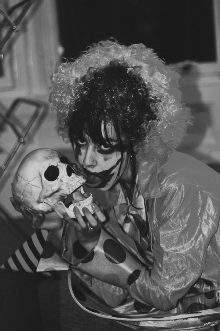 Clown i gruppen Alla filmer / Comedy hos Mohamad shop (668005)